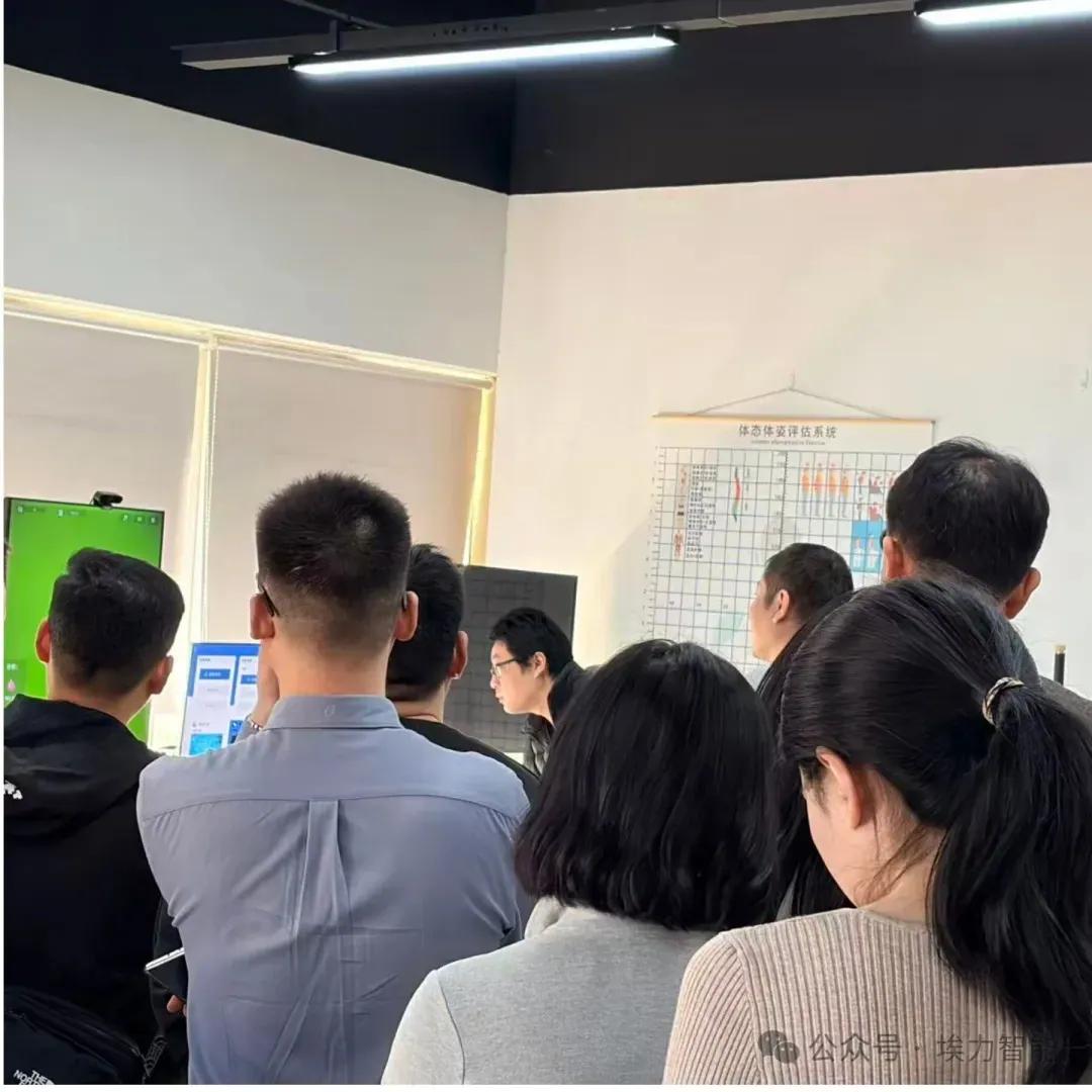 Visit by the “Sci-Tech Innovation Study Tour” delegation · On-site 7