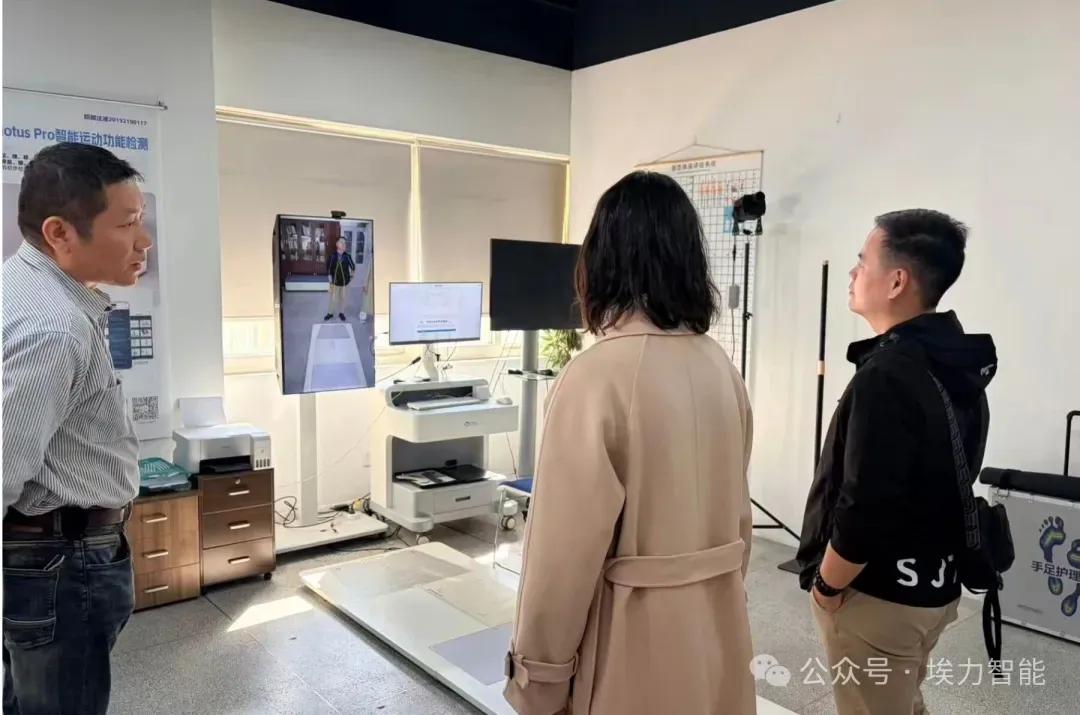 Visit by the “Sci-Tech Innovation Study Tour” delegation · On-site 6
